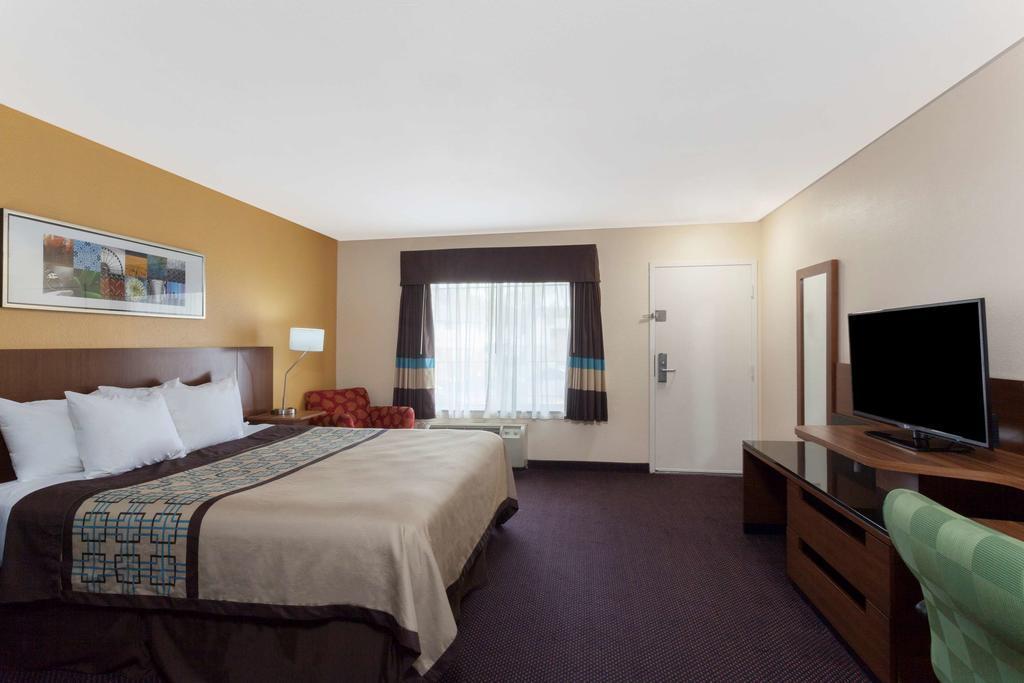 Rodeway Inn San Diego Near Sdsu Bagian luar foto