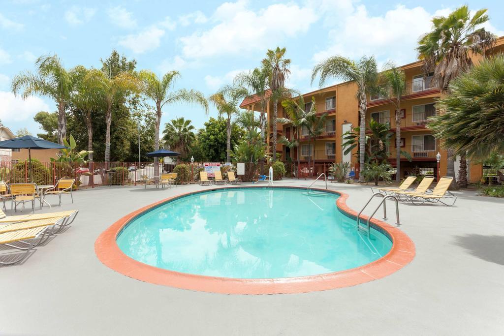 Rodeway Inn San Diego Near Sdsu Bagian luar foto